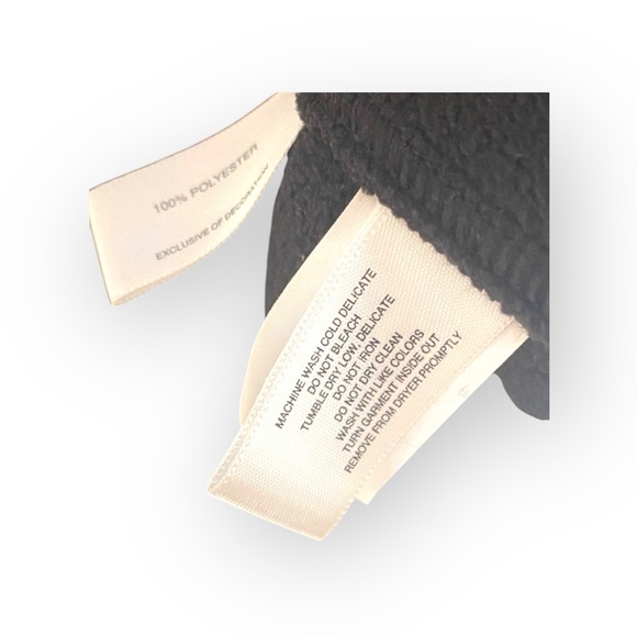 new Cutter & Buck 𖦹 Full Zip Soft Warm Cozy Classic Fleece Vest 𖦹 Black 𖦹 Large - Picture 10 of 15